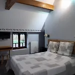 La Ferme Aux Charmes Solre-le-Château