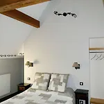 La Ferme Aux Charmes Bed & Breakfast Solre-le-Château