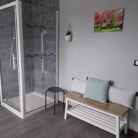 فندق مبيت وإفطار La Ferme Aux Charmes