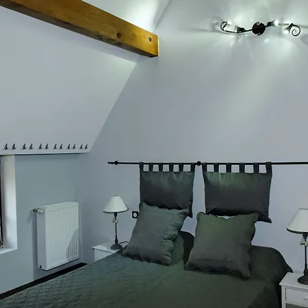 La Ferme Aux Charmes 索勒尔堡